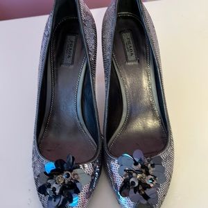 Beautiful Prada silver/gunmetal dress heels. EUC